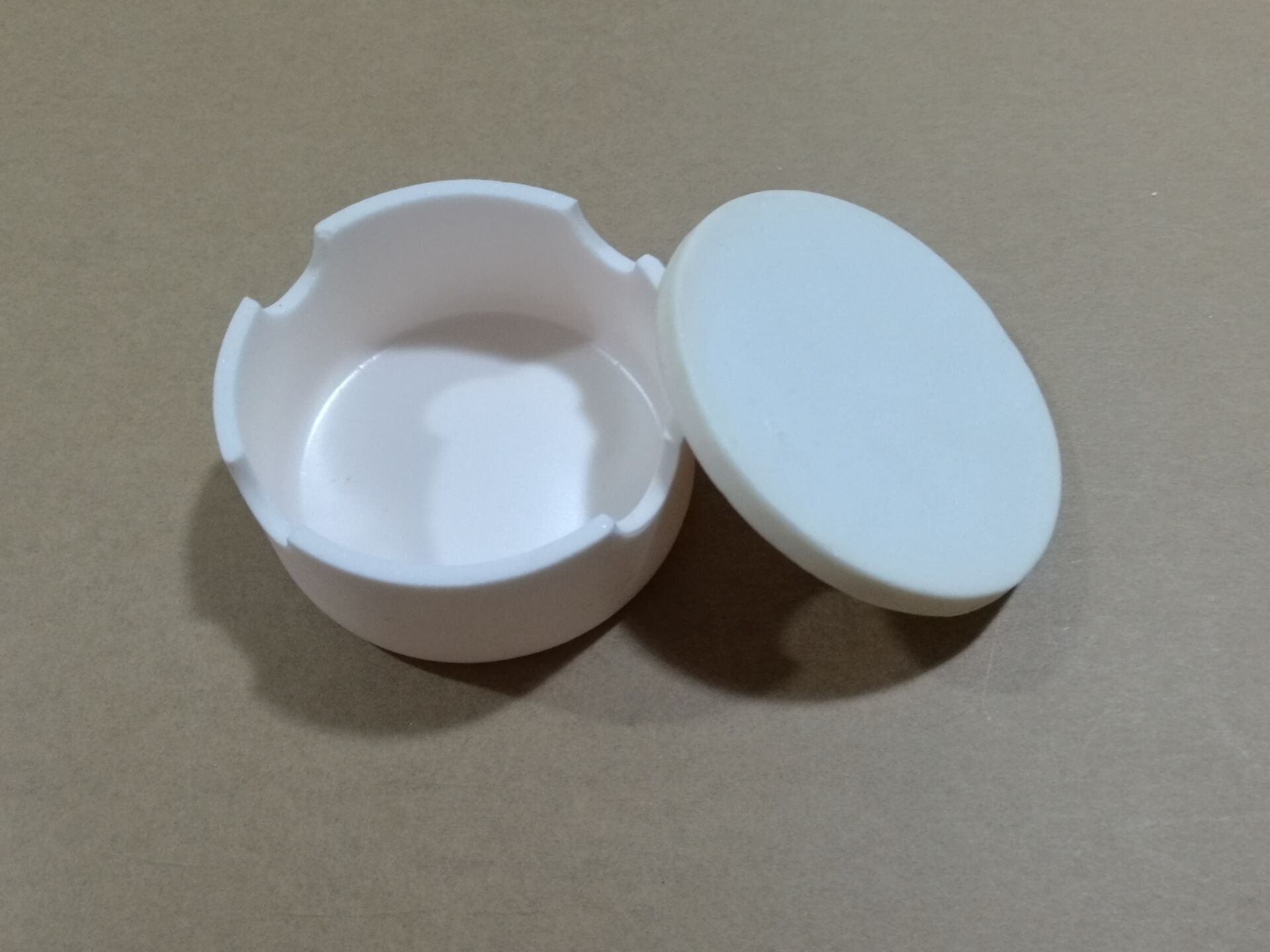 Sinter Bowl,90mm x35mm,With Lid,Grooved side